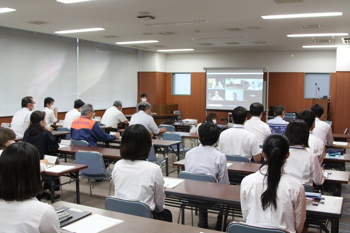 幹部会議の様子