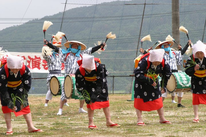 生田のはやし田